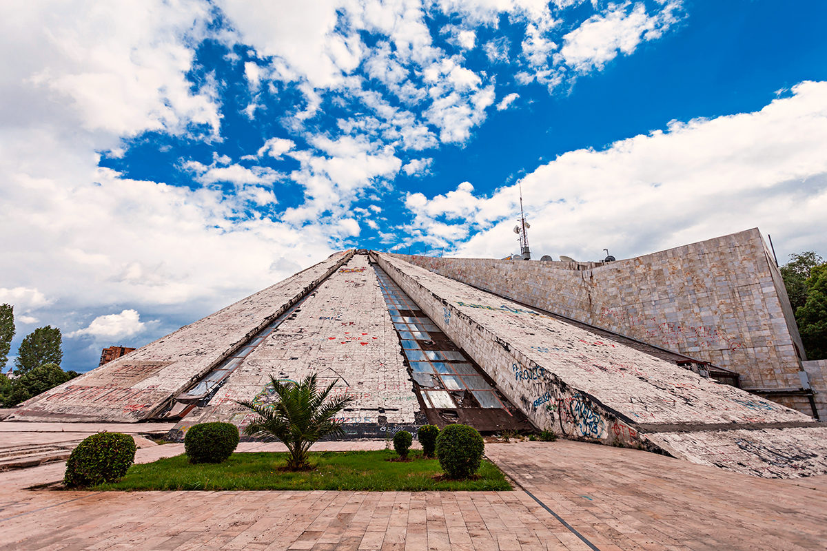 Пирамида, Тирана