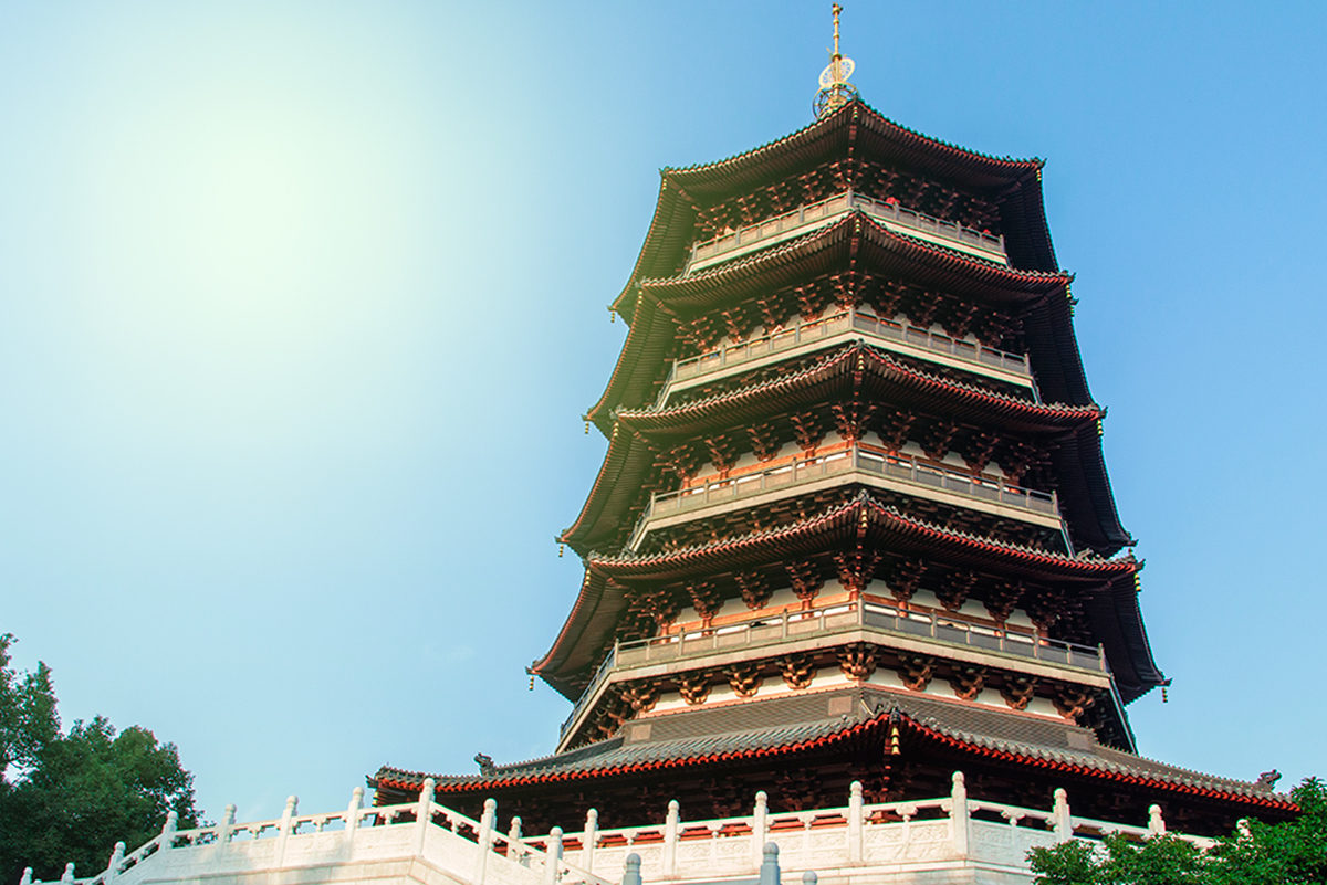 Пагода Лэуфэн, экстерьер