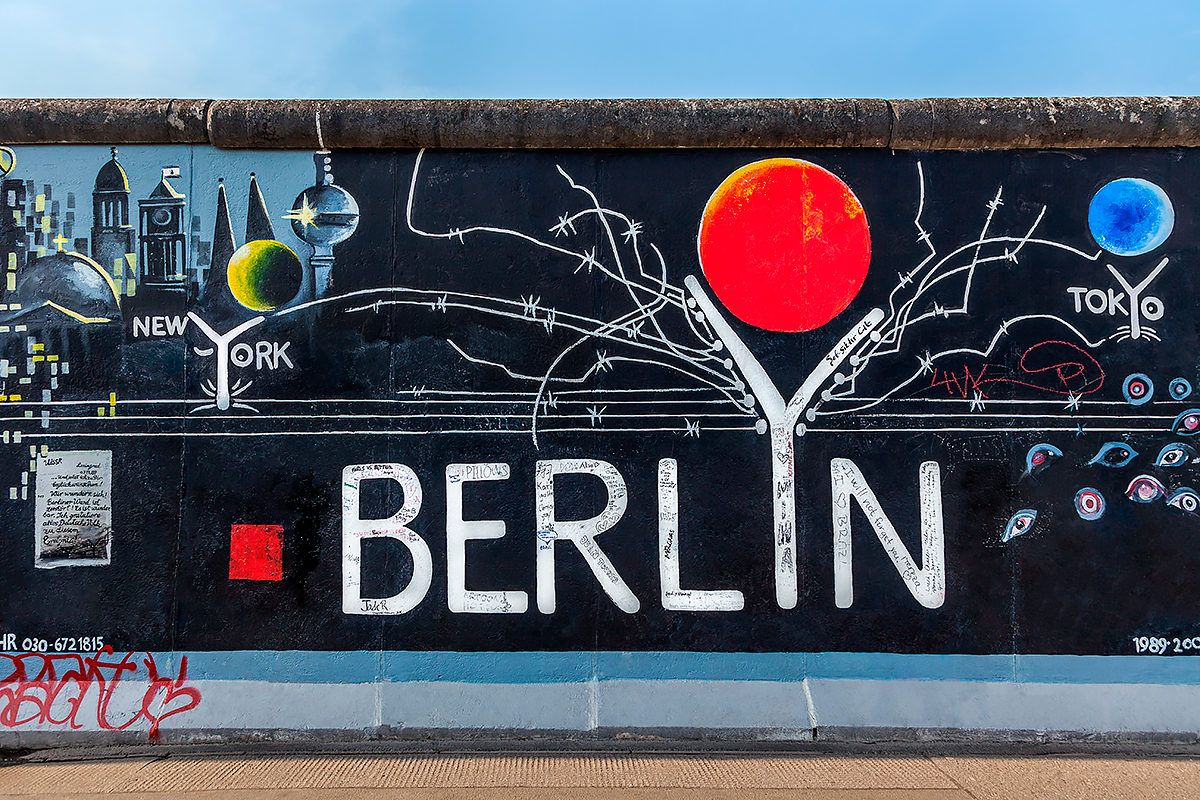 Рисунки на Берлинской стене