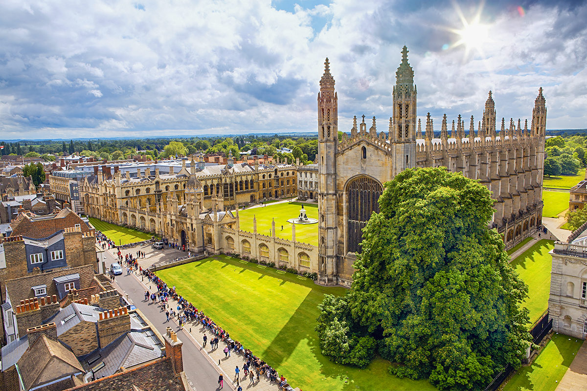 Кембриджский университет.