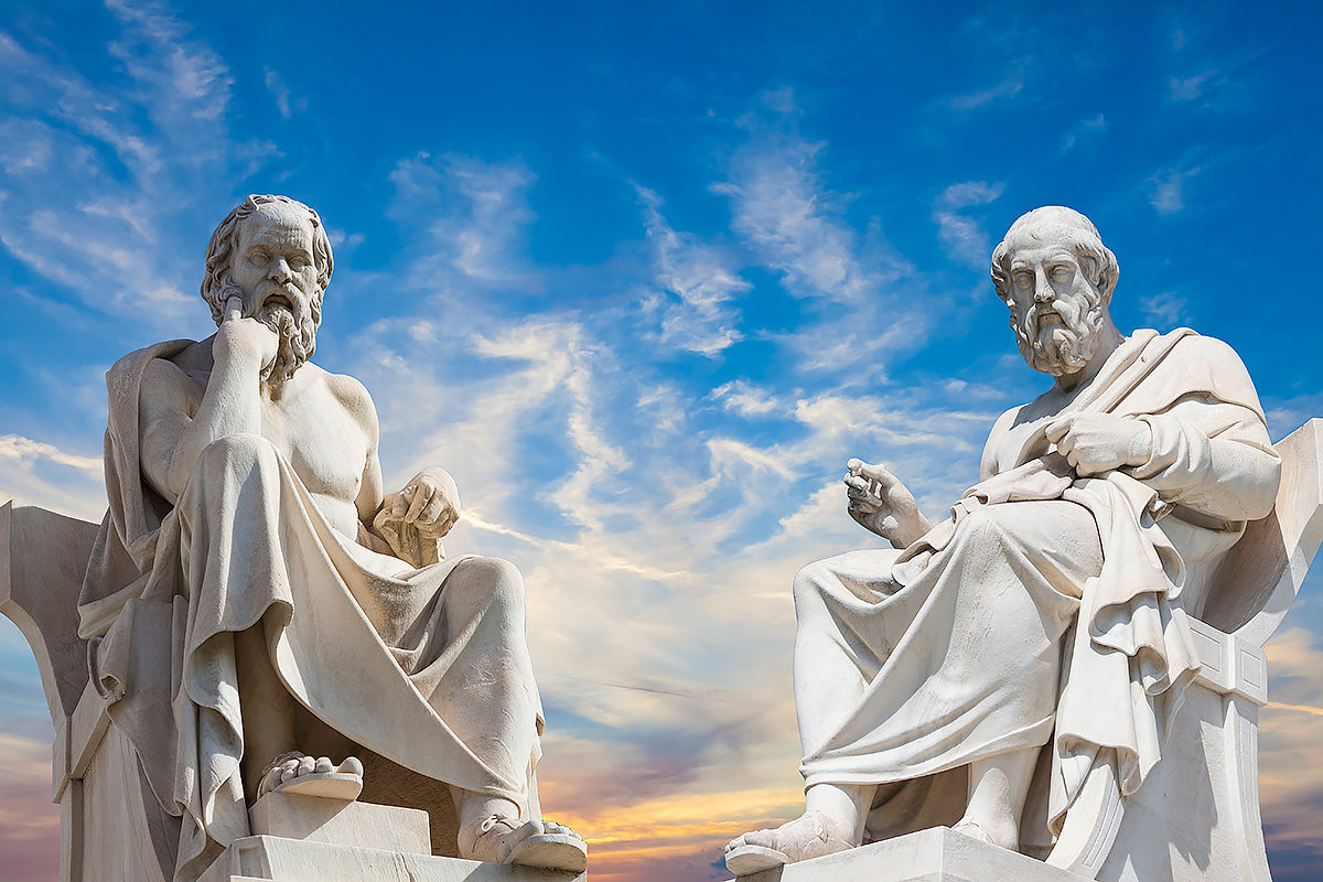 Статуи Платона и Сократа, Академия Афин, Греция