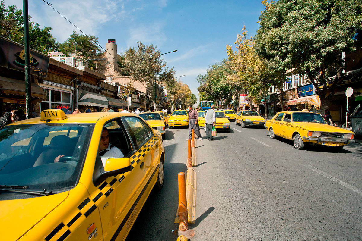 Такси в Иране