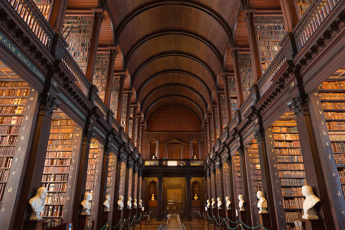 Библиотека в Тринити-колледже, Дублин