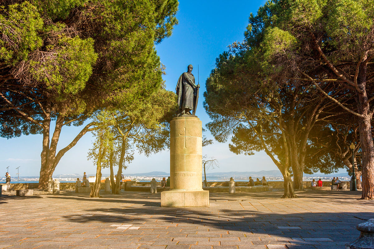 Памятник Альфонсо I Португальскому, Лиссабон
