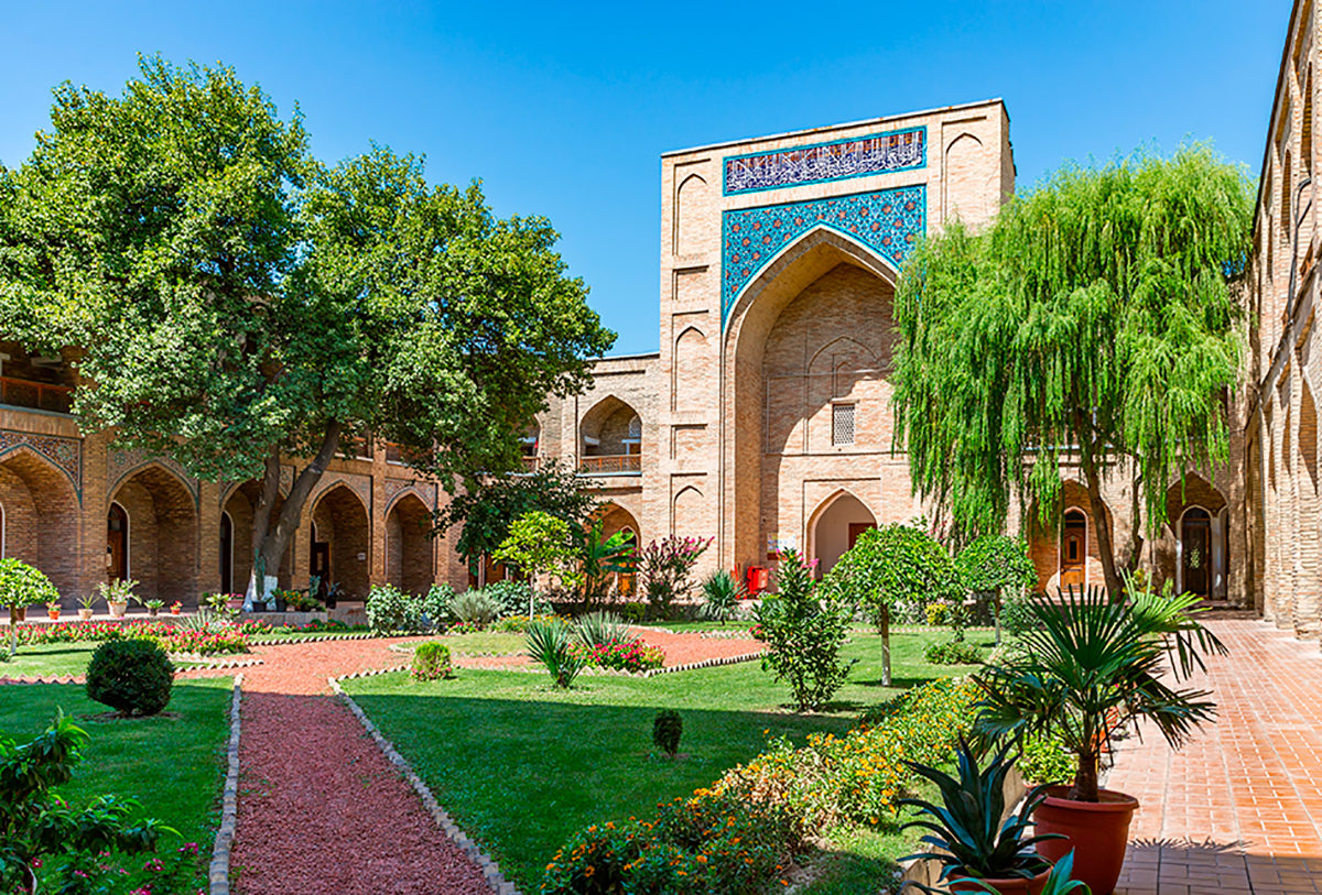 Крупнейшее старинное медресе Ташкента-Кукельдаш