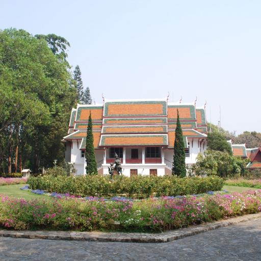 Дворец Бхубинг