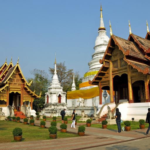 Храм вздыхающего Будды (Ват Пхра Синг)