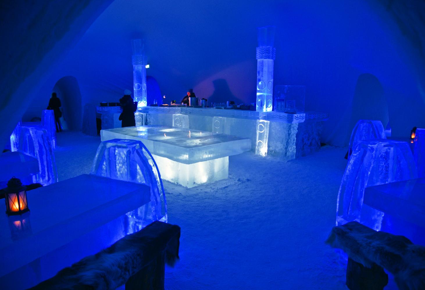 Hôtel de Glace — ледяной отель в Квебеке, Канада