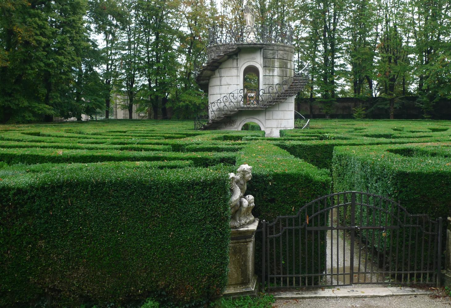 Il Labirinto, Италия